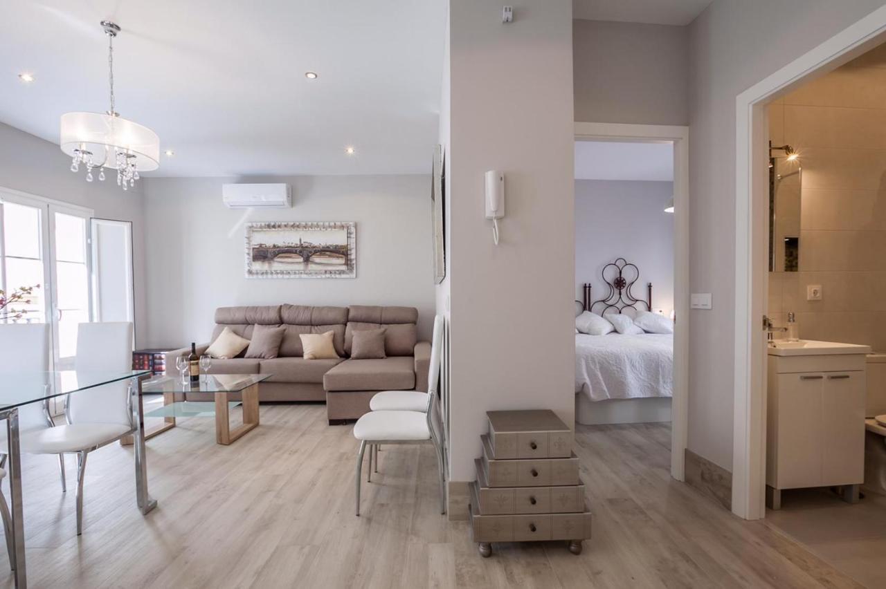 Atico Duplex Gran Terraza ↑ Calidades 2 Hab 2Banos Apartment Seville Exterior photo